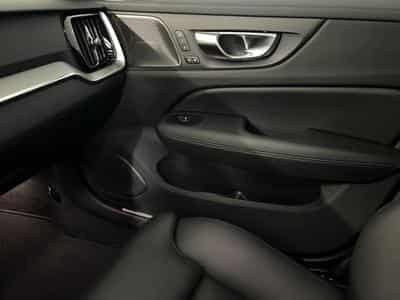 Volvo V60 Plus Dark (2025) - Photo 12