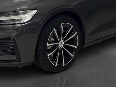 Volvo V60 Plus Dark (2025) - Photo 4