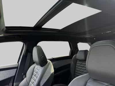 Peugeot 5008 First Edition GT Plug-in Hybrid 195 e-DCS7 (2025) - Foto 12