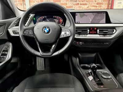 BMW 120 120iA 2.0 178cv Auto HATCH Navi/ClimaA/Park/ALU17 (2023) - Photo 4