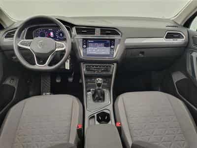 VW Tiguan 1.5 TSI 150 Life Business NAVI/FULL LED/TO PANO/JA17/PDC (2022) - Foto 8