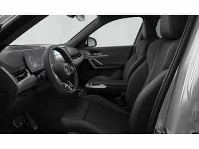 BMW X1 X1 xDrive23i M Sport (2025) - Photo 6