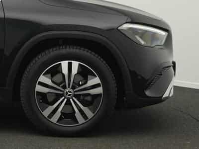 Mercedes GLA 180 Progressive LED+Kamera+EasyPack+Apple (2025) - Foto 8