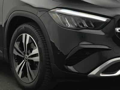 Mercedes GLA 180 Progressive LED+Kamera+EasyPack+Apple (2025) - Foto 9