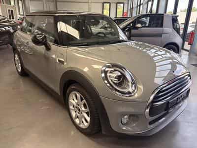 Mini Cooper 1.5 Essence 136HP (2019) - Photo 1