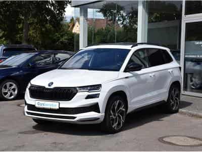 Skoda Karoq 2.0 TDI 4X4 Sportline DSG PANO TRAVEL SIDE ATT RMQ KEYLESS (2024) - Photo 2