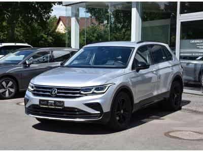 VW Tiguan 1.5 TSI URBAN SPORT DSG ACC BLIS HUD H&K ATT RMQ 1° MAIN (2022) - Photo 2