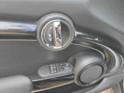 Mini Cooper 3 Facelift (2023) - Photo 11