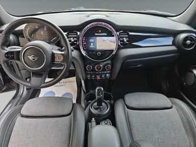 Mini Cooper 3 Facelift (2023) - Photo 12