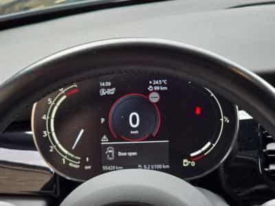 Mini Cooper 3 Facelift (2023) - Photo 14
