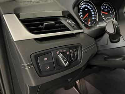 BMW X1 X Drive (2019) - Photo 13
