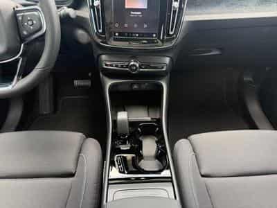 Volvo C40 Core Single Motor Extended Range (2025) - Photo 11
