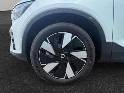 Volvo C40 Core Single Motor Extended Range (2025) - Photo 14