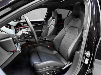 Porsche Panamera 4.0 V8 GTS / 5 SEATS / FULL (2025) - Photo 12