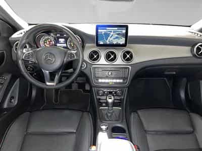 Mercedes GLA 200 GLA d DCT PACK URBAN (2017) - Photo 5