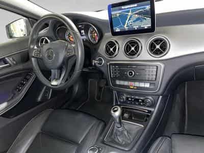 Mercedes GLA 200 GLA d DCT PACK URBAN (2017) - Photo 7