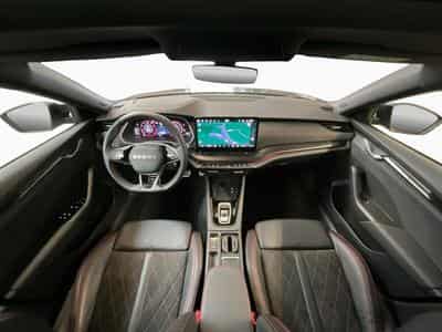 Skoda Octavia RS+DSG+LED+NAVI+PANO+LM19+AHK (2025) - Photo 2