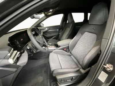 Audi A5 Avant+S-Line+S-tronic+P.Business+AHK+LM19 (2026) - Photo 9