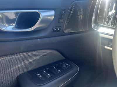 Volvo V60 T8 AWD 310+145 POLESTAR ENGINEERED GEARTRONIC 8 (2023) - Photo 13