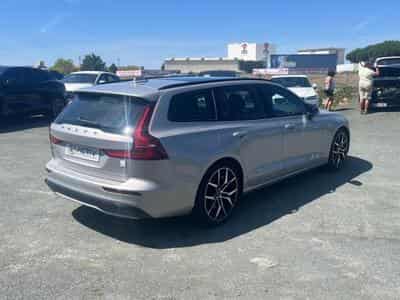 Volvo V60 T8 AWD 310+145 POLESTAR ENGINEERED GEARTRONIC 8 (2023) - Photo 5