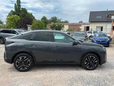 Peugeot 3008 1.2 HYBRID 145 ALLURE E-DCS6 (2025) - Photo 4
