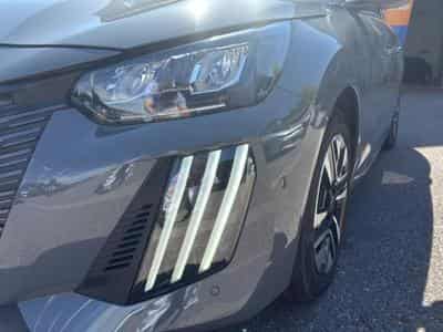 Peugeot 208 1.2 100 ALLURE (2025) - Photo 15