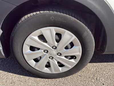 Kia STONIC 1.0 T-GDI 100 MOTION (2023) - Photo 10