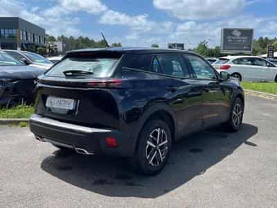 Peugeot 2008 1.2 HYBRID 145 STYLE E-DCS6 (2025) - Photo 5