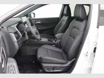 Nissan Qashqai Tekna + Bose (2025) - Photo 13