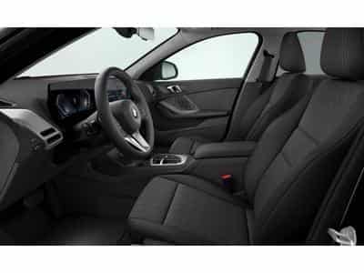 BMW 118 118d (2025) - Photo 6