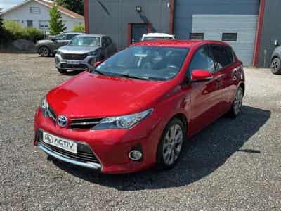 Toyota AURIS HSD 136H STYLE (2015) - Photo 1