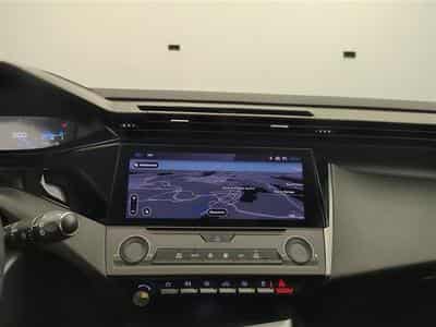 Peugeot 308 1.2 PureTech110cv Active Pack NAVI / FULL LED / PDC AR (2022) - Foto 11