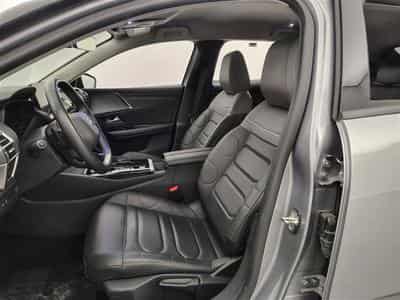 Citroen C5 X 1.2 PureTech 130cv EAT8 Plus NAVI / FULL LED / CUIR / JA 19" (2024) - Photo 7