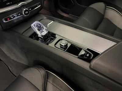 Volvo XC60 Ultra Dark (2025) - Foto 8