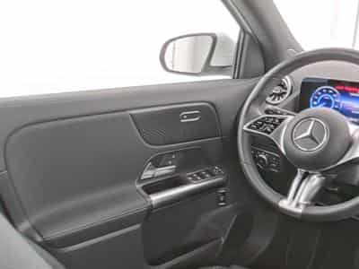 Mercedes EQA Progressive Advanced (2025) - Photo 9