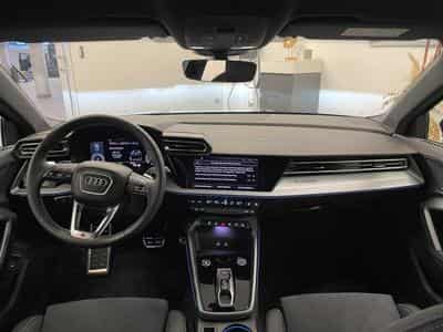 Audi A3 Limousine S line 35 TFSI 150 CV / 110 kW S tronic (2025) - Photo 5