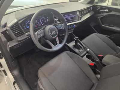 Audi A1 Sportback S line 30 TFSI 116 CH / 85 kW S tronic (2025) - Photo 4