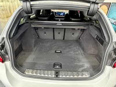 BMW 330 330dA Touring 3.0 286cv Auto M-SPORT (2023) - Photo 7