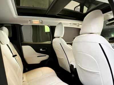 Jeep Renegade Trailhawk Plug-In-Hybrid 4xe (2023) - Photo 13