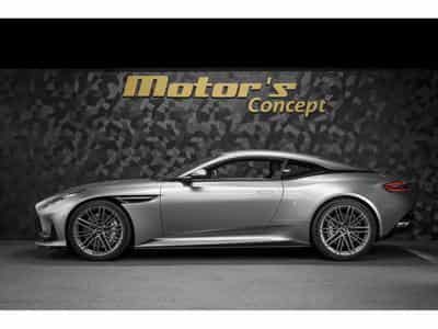 Aston-Martin DB12 V8 Twin Turbo - ALUMINITE SILVER (2024) - Photo 2