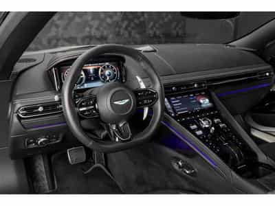 Aston-Martin DB12 V8 Twin Turbo - ALUMINITE SILVER (2024) - Photo 8