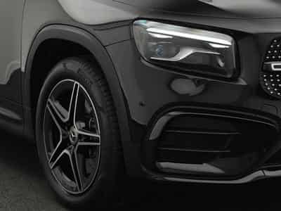 Mercedes GLB 220 d 4MATIC AMG-Line Pano+Kamera+Night (2024) - Foto 9