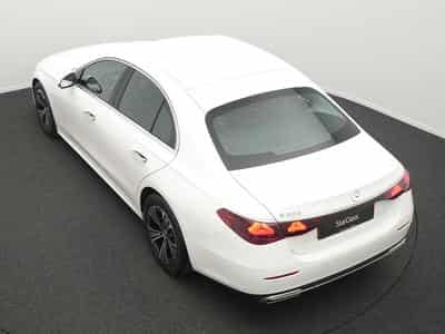 Mercedes E 200 Avantgarde LED+Kamera+Totw+MBUX (2025) - Foto 13