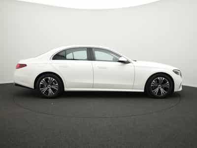 Mercedes E 200 Avantgarde LED+Kamera+Totw+MBUX (2025) - Foto 5