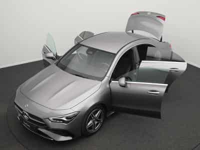 Mercedes CLA 200 Coupé AMG-Line LED+Kamera+Apple+MBUX (2025) - Foto 14