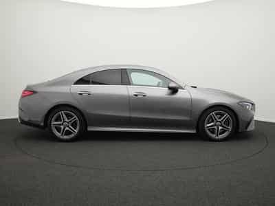 Mercedes CLA 200 Coupé AMG-Line LED+Kamera+Apple+MBUX (2025) - Foto 5
