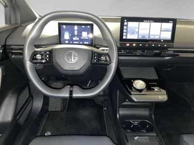 MG MG4 LUXURY (2023) - Photo 6