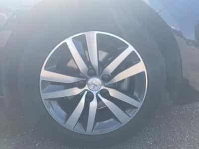Peugeot 308 1.5 BLUEHDI 130 ALLURE EAT8 (2018) - Photo 9