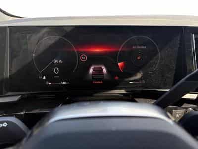 Renault Austral 1.3 TCe MHEV Techno Esprit Alpine160 EDC (2023) - Photo 10