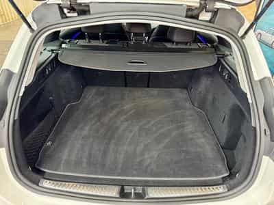 Mercedes C 200 C 200d break 2.0 163cv Auto 9G Camera/Navi (2024) - Photo 7